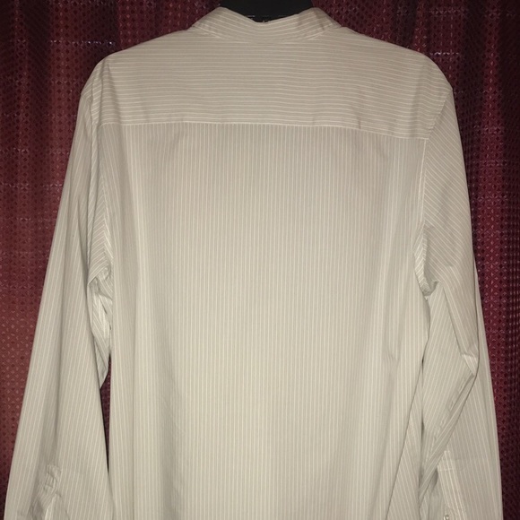 Calvin Klein Men’s Button Down Shirt - Picture 3 of 5